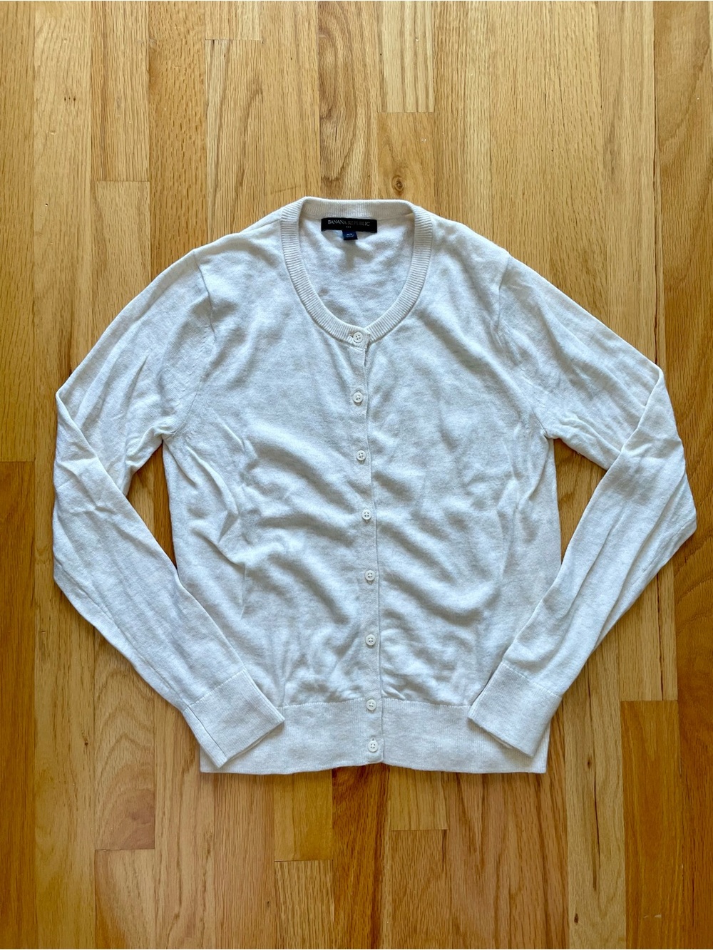Banana Republic Soft Cream Knit Sweater - XS